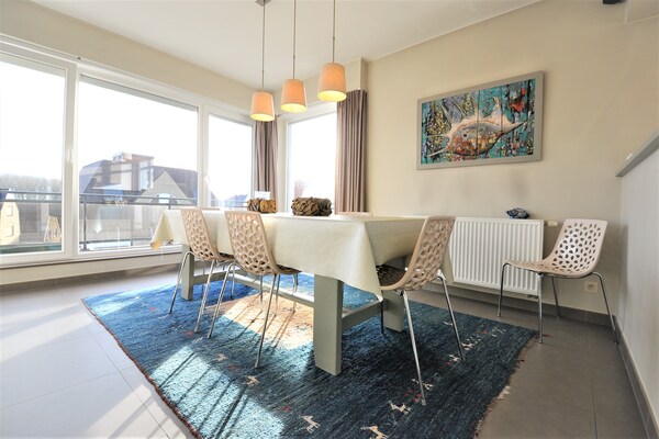 Ruim gerenoveerd appartement op 100m van strand Duinbergen - thumbnail 2