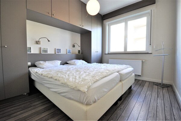 Ruim gerenoveerd appartement op 100m van strand Duinbergen - thumbnail 3
