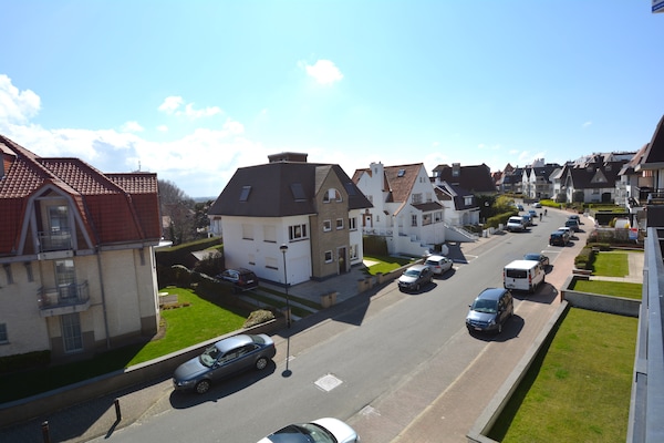 Zonnig gerenoveerd appartement voor 6 personen nabij de zeilclub in Knokke-Heist - thumbnail 6