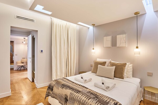 Luxe appartement bij de Arc de Triomphe in het 8e arrondissement - thumbnail 3
