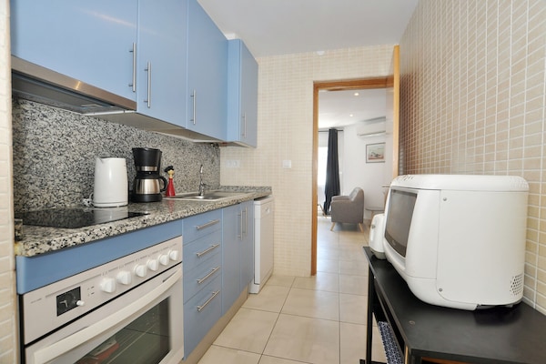 6-persoons appartement in centrum Roses op 50m van het strand - thumbnail 4