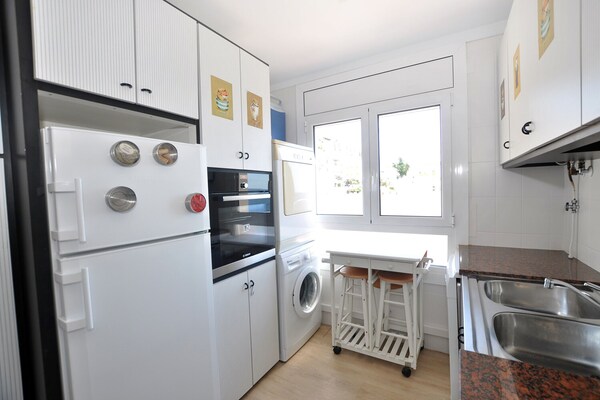 Appartement aan zee in Roses met panoramisch uitzicht, op 50 meter van het strand - thumbnail 6