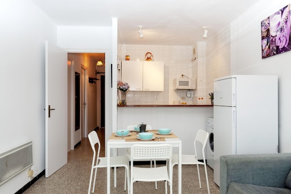 Op 1,3 km van het strand: appartement in centrum van Rosas - thumbnail 3