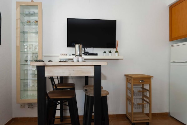 Gezellig appartement in Roses met zwembad en bergzicht - thumbnail 5