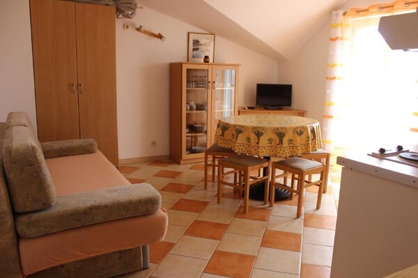 Luxe appartement met zeezicht en terras in Brist - thumbnail 2