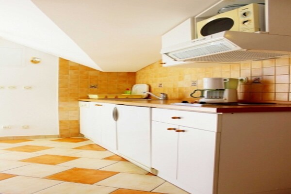 Luxe appartement met zeezicht en terras in Brist - thumbnail 6