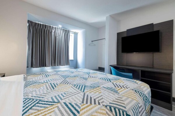Comfortabel appartement in McAllen met zwembad – dichtbij het meer - thumbnail 2