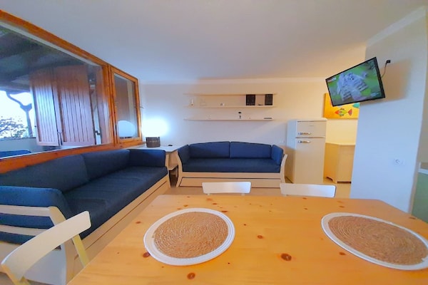 Op 1,0 km van zee: Comfortabel appartement in Olbia voor 4 personen - thumbnail 3