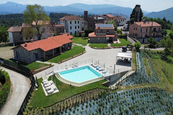 Verfijnd appartement met panoramisch zwembad in Poppi, Toscane - thumbnail 6