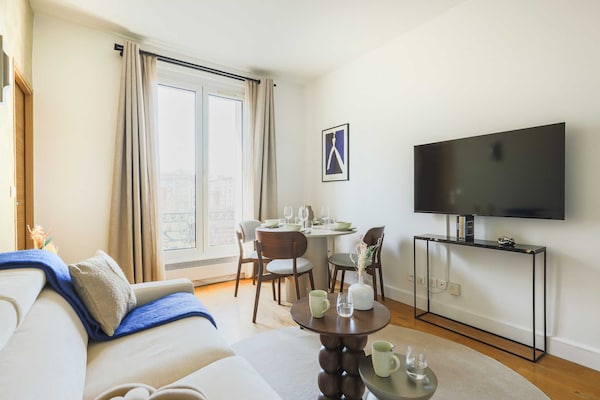Licht appartement 40m² met lift in 17e arrondissement, vlakbij metro - thumbnail 5
