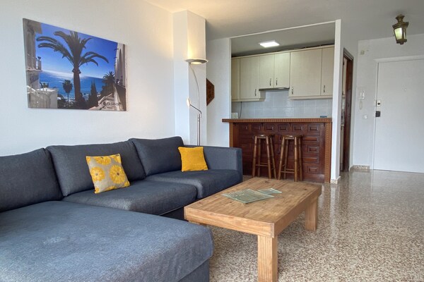 Op 300 m van het strand: sfeervol appartement in centrum Nerja - thumbnail 1
