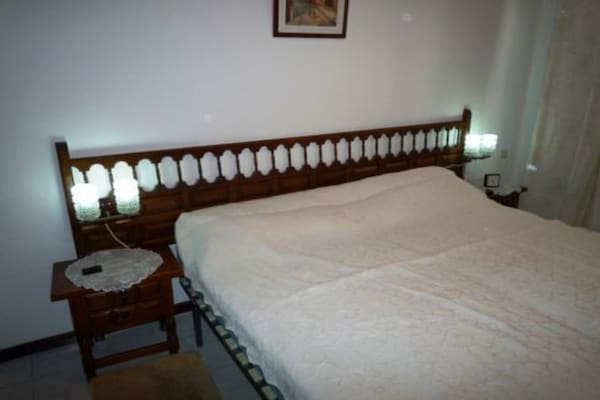 Knus appartement in hartje Nerja met balkon en zwembad, strand op 300m - thumbnail 3