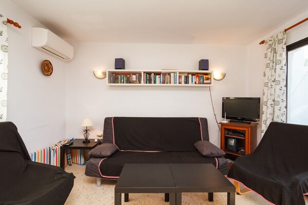 Zonnig appartement met panoramisch zeezicht op 200 meter van Playa Burriana - thumbnail 1