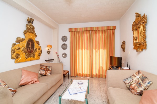 4-persoons appartement aan het strand in het centrum van Nerja - thumbnail 2