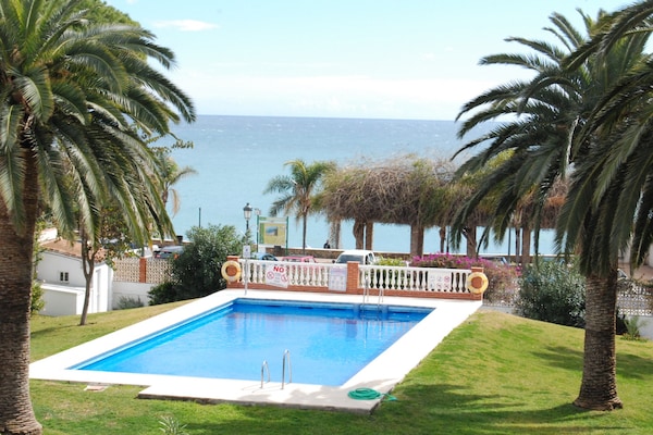 Studio met zeezicht op 100m van Carabeillo strand in Nerja - thumbnail 5