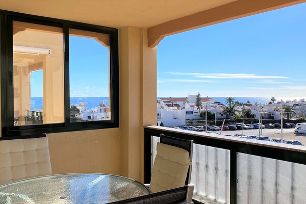 Licht appartement met panoramisch zeezicht en privéterras nabij Burriana strand - thumbnail 2