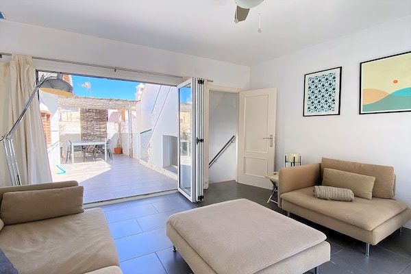 Authentiek Andalusisch huis met dakterras en zeezicht in centrum Nerja - thumbnail 1