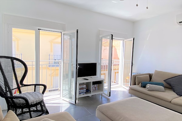 Authentiek Andalusisch huis met dakterras en zeezicht in centrum Nerja - thumbnail 6