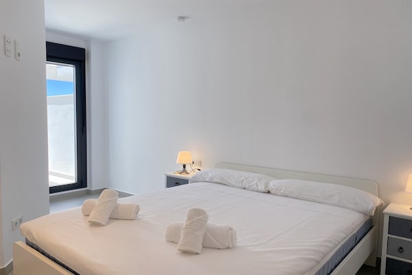 Luxe appartement met panoramisch zeezicht aan de golfbaan in Nerja - thumbnail 4