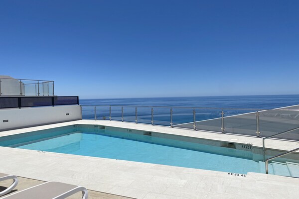 Luxe appartement met panoramisch zeezicht aan de golfbaan in Nerja - thumbnail 6