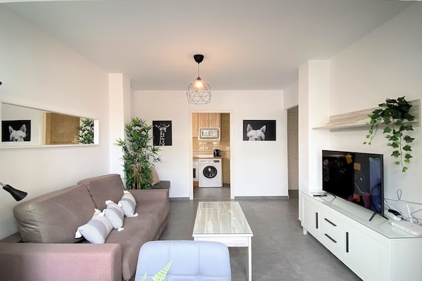 Knus appartement in Nerja centrum met airco, op 400m van het strand - thumbnail 1
