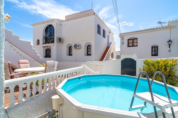 Zonnig appartement met privézwembad in Capistrano Village, Nerja - thumbnail 1