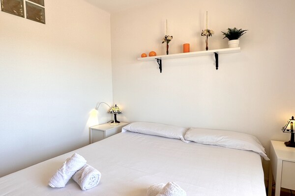 Capri Sunset: Zonnig appartement op 500 meter van zee in Nerja - thumbnail 4