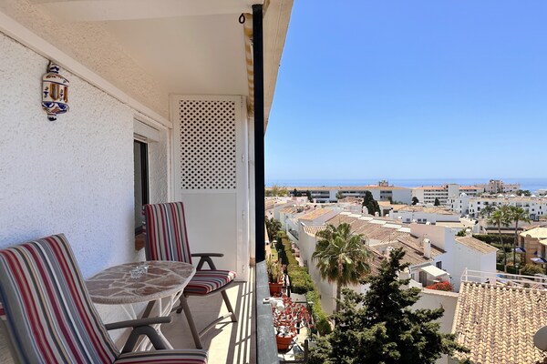 Capri Sunset: Zonnig appartement op 500 meter van zee in Nerja - thumbnail 5