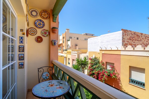 Knus appartement op 100 meter van Torrecilla Beach in Nerja - thumbnail 5