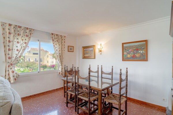 Acapulco Appartement 7: Zon, Zee & Strand op 100 Meter in Nerja - thumbnail 4