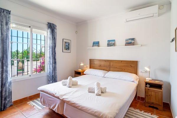 Op 500 m van het strand: Villa Tamango Hill Vistamar in Torrox Costa - thumbnail 3