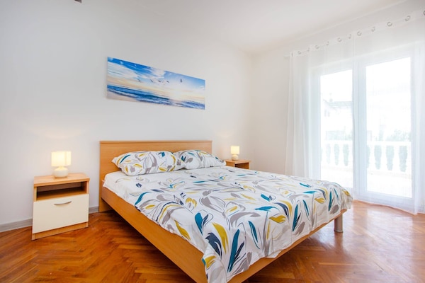 6-persoons appartement in Tribunj op 450 m van het strand - thumbnail 4