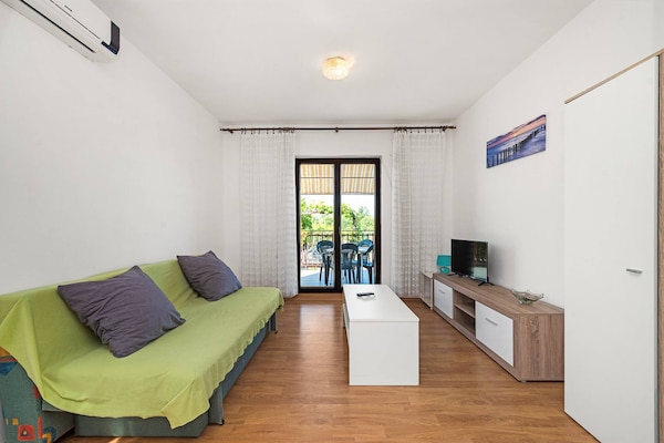 Knus appartement voor 2 nabij strand en Šibenik - thumbnail 6