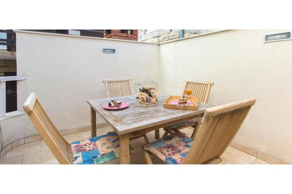 Primosten Centrum Appartement: Strand & Zee op 10 Meter - thumbnail 5