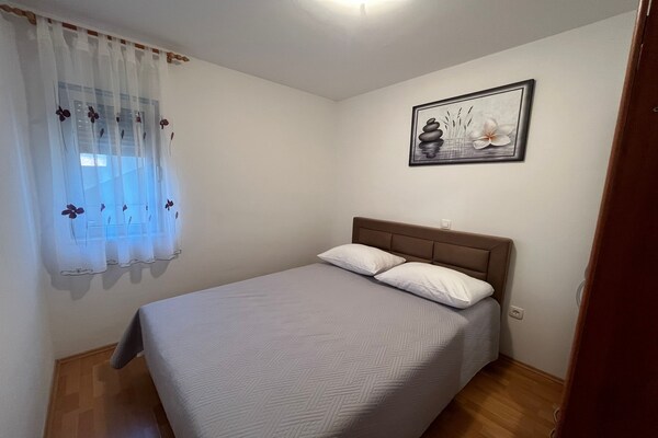 Knus appartement op 100 meter van zee in Rogoznica - thumbnail 4