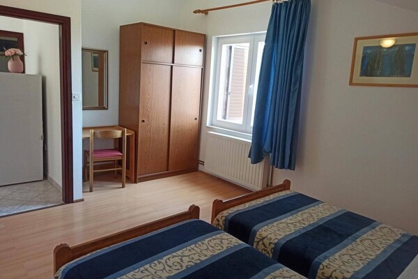 Licht appartement aan zee in Šibenik-Brodarica voor 4 personen - thumbnail 6