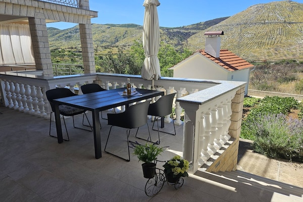 Knus appartement voor 4 bij zee in Grebaštica met tuin en BBQ - thumbnail 6