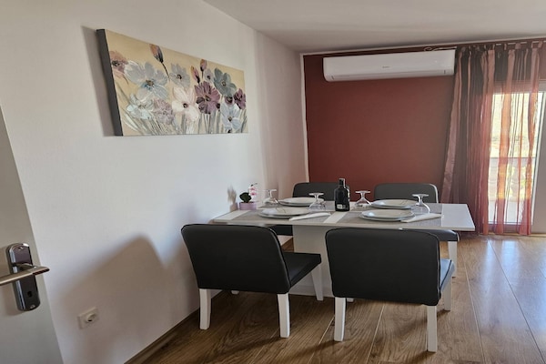 Knus appartement voor 4 bij zee in Grebaštica met tuin en BBQ - thumbnail 3
