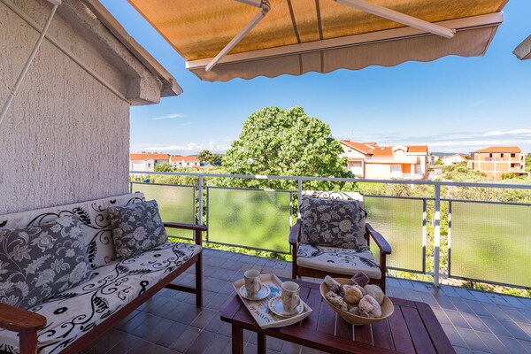 5-persoons appartement in Šibenik-Brodarica op 600m van het strand - thumbnail 5