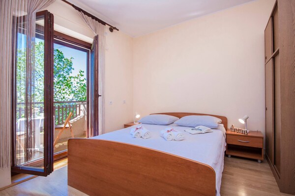 2-persoons appartement in Primošten op 650 m van het strand - thumbnail 2