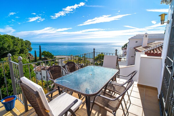 Villa Ladera del Mar met privézwembad aan golfbaan in Nerja - thumbnail 5