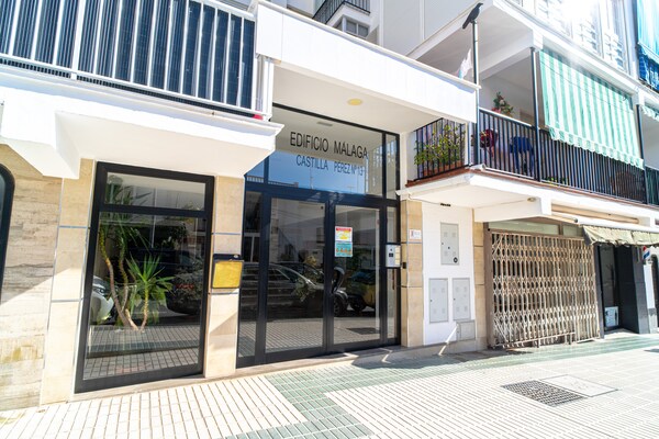 2-persoons studio in het centrum van Nerja op 300m van het strand · 2 pers. - thumbnail 5