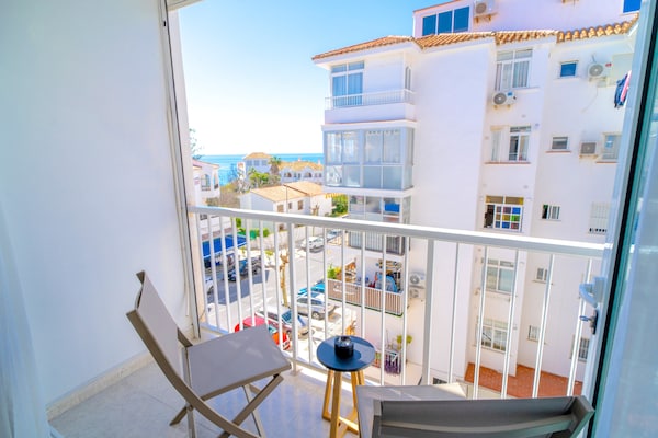 Sfeervolle studio op 300 meter van zee in Nerja - thumbnail 3