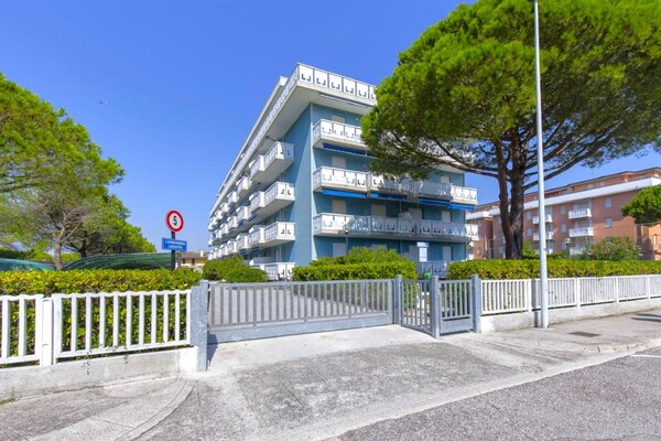 Gelijkvloers appartement op 100m van strand Porto Santa Margherita - thumbnail 6
