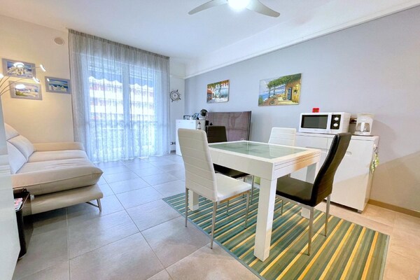 Gelijkvloers appartement op 100m van strand Porto Santa Margherita - thumbnail 2