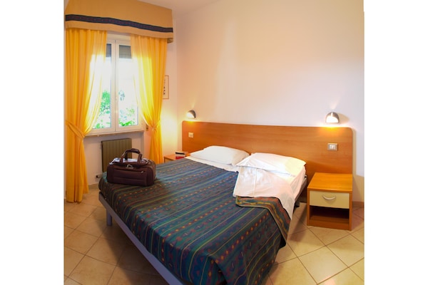 4-persoons appartement met zeezicht in Pietra Ligure - thumbnail 3