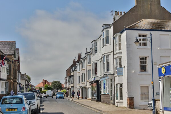 No.15 Belle House: Stijlvol appartement op 100 meter van het strand in Filey - thumbnail 5