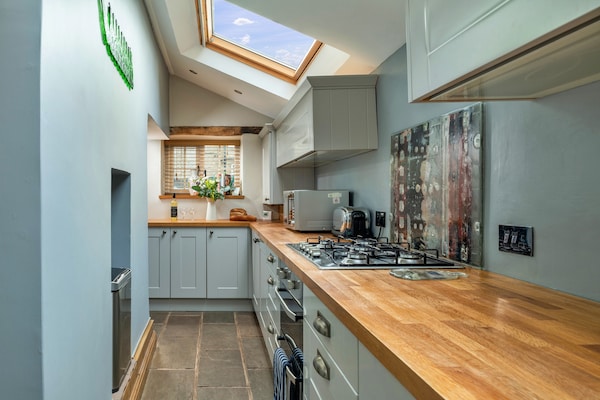 Karaktervol landhuis Wye Head Cottage in het hart van Buxton - thumbnail 3