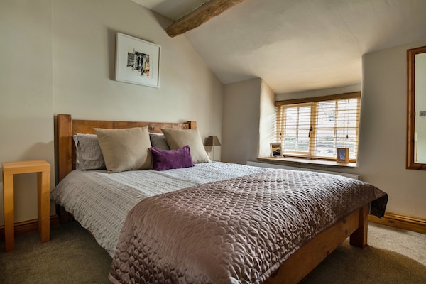 Karaktervol landhuis Wye Head Cottage in het hart van Buxton - thumbnail 4