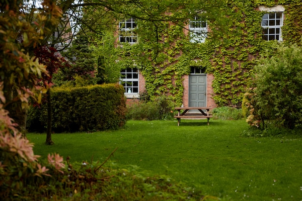 Ruim landhuis The Farmhouse in Ashbourne voor 10 personen - thumbnail 6